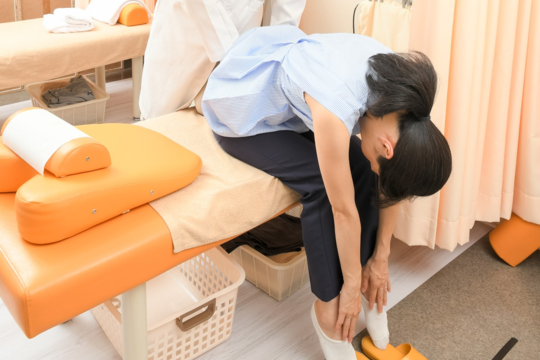 若手治療家の悩みをバッサリ斬る!! 下肢腰椎編 Sciatica disappeared after just one treatment!!] Yasutee
